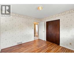 120 Fairview Crescent SE - photo 16
