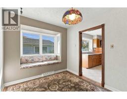 120 Fairview Crescent SE - photo 9