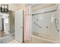 120 Fairview Crescent SE - photo 20