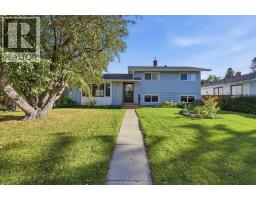 120 Fairview Crescent SE - photo 1