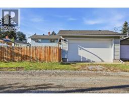120 Fairview Crescent SE - photo 32