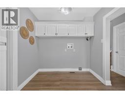 13 Crawford Drive, Hamilton, ON L8H2N9 Photo 15