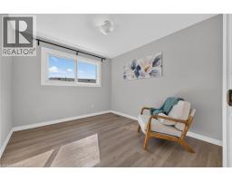 13 Crawford Drive, Hamilton, ON L8H2N9 Photo 20