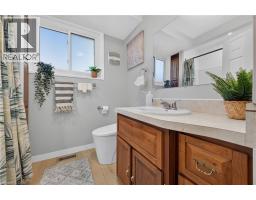 13 Crawford Drive, Hamilton, ON L8H2N9 Photo 26