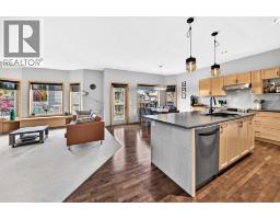 18 West Pointe Way - photo 5