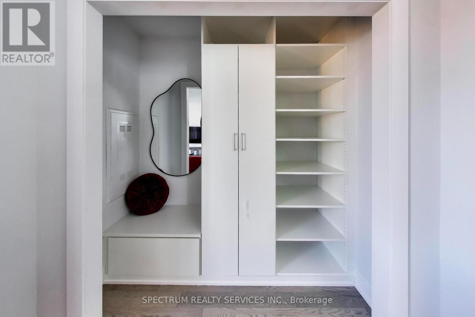 #224 9560 ISLINGTON AVENUE - 20