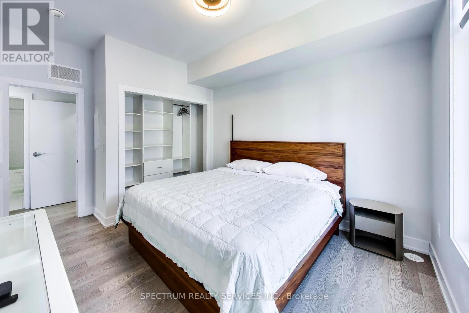 #224 9560 ISLINGTON AVENUE - 24
