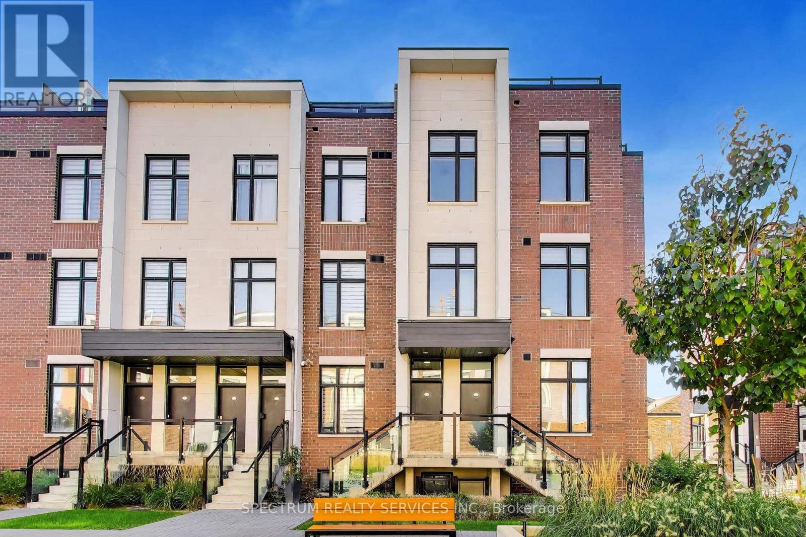 224- 9560 Islington Avenue, Vaughan, ON photo 3