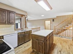 66 Stoneham Crescent, Winnipeg, MB R2G3L8 Photo 11