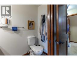 184 Lakhota Crescent W - photo 23