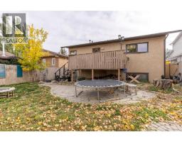 184 Lakhota Crescent W - photo 35