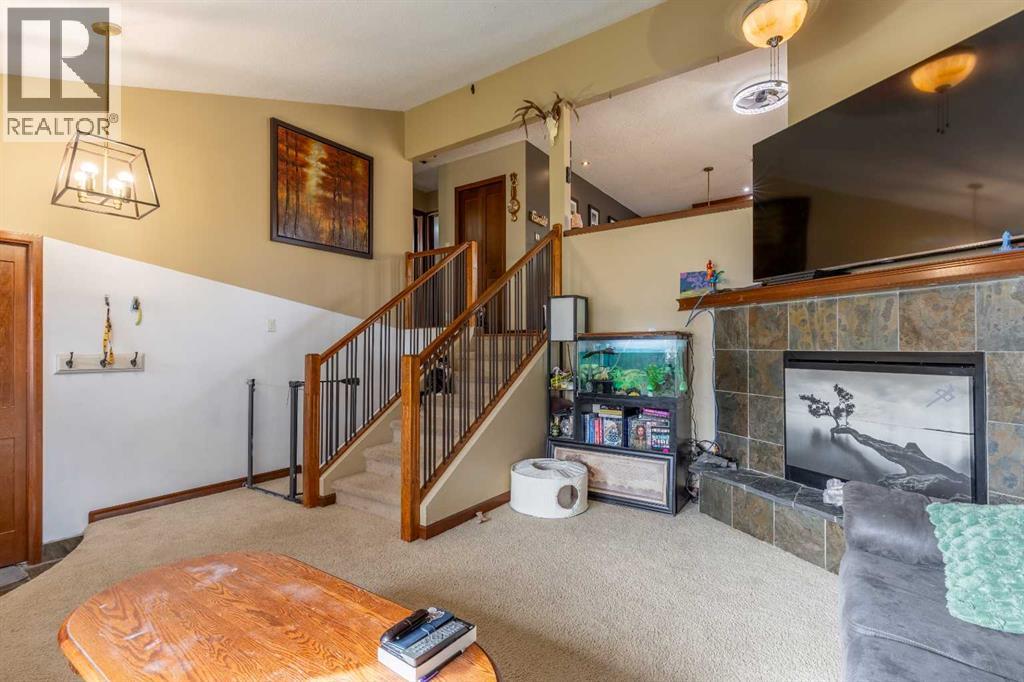 184 Lakhota Crescent W - 8