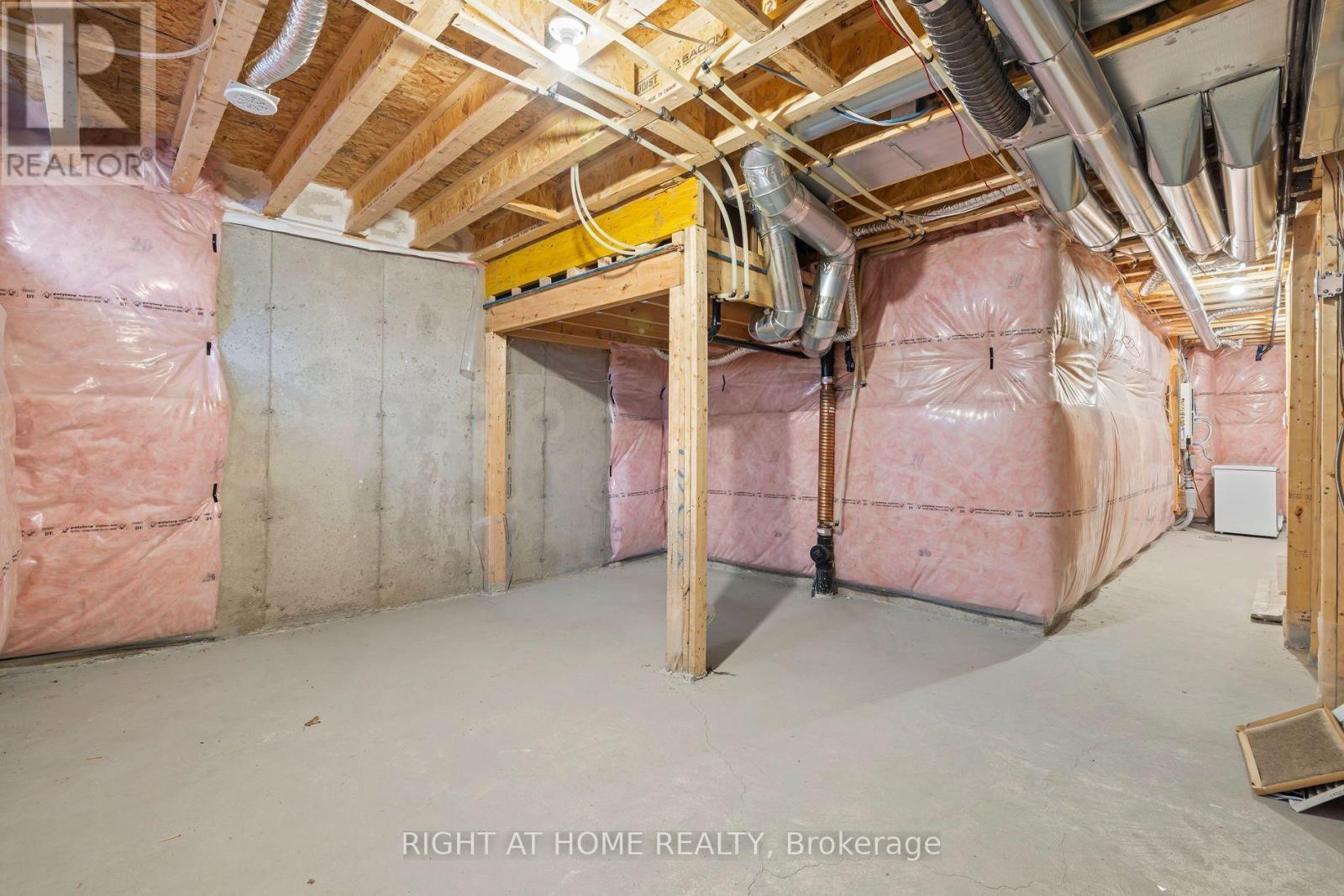 7 RAPIDS LANE - 35