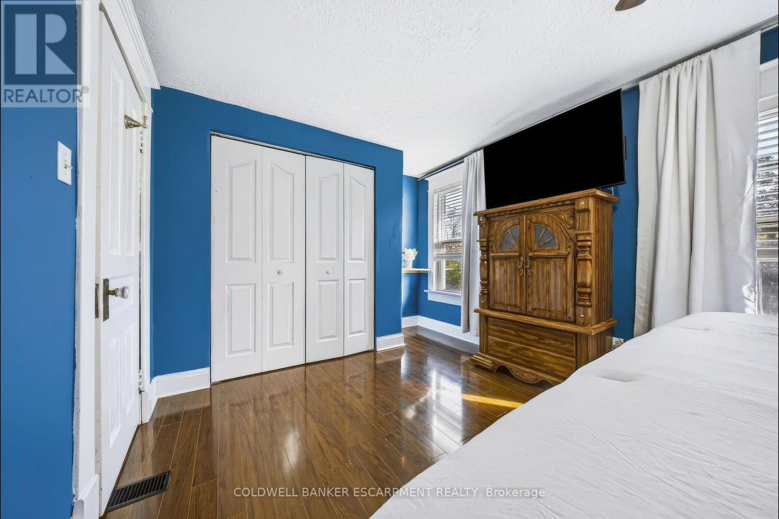 18 Lowrey Avenue North, Cambridge, ON photo 23