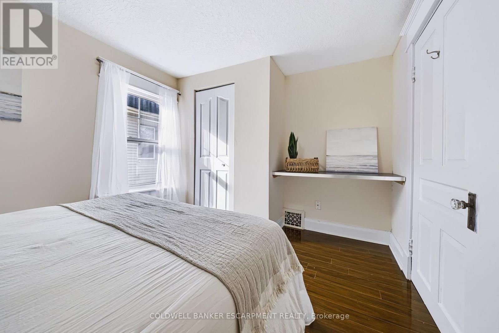 18 Lowrey Avenue North, Cambridge, ON photo 28