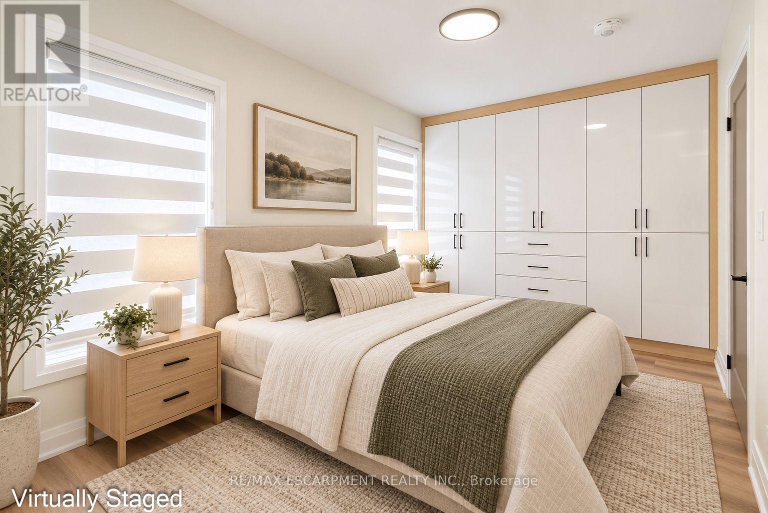 250 ROSSLYN AVENUE N - 24
