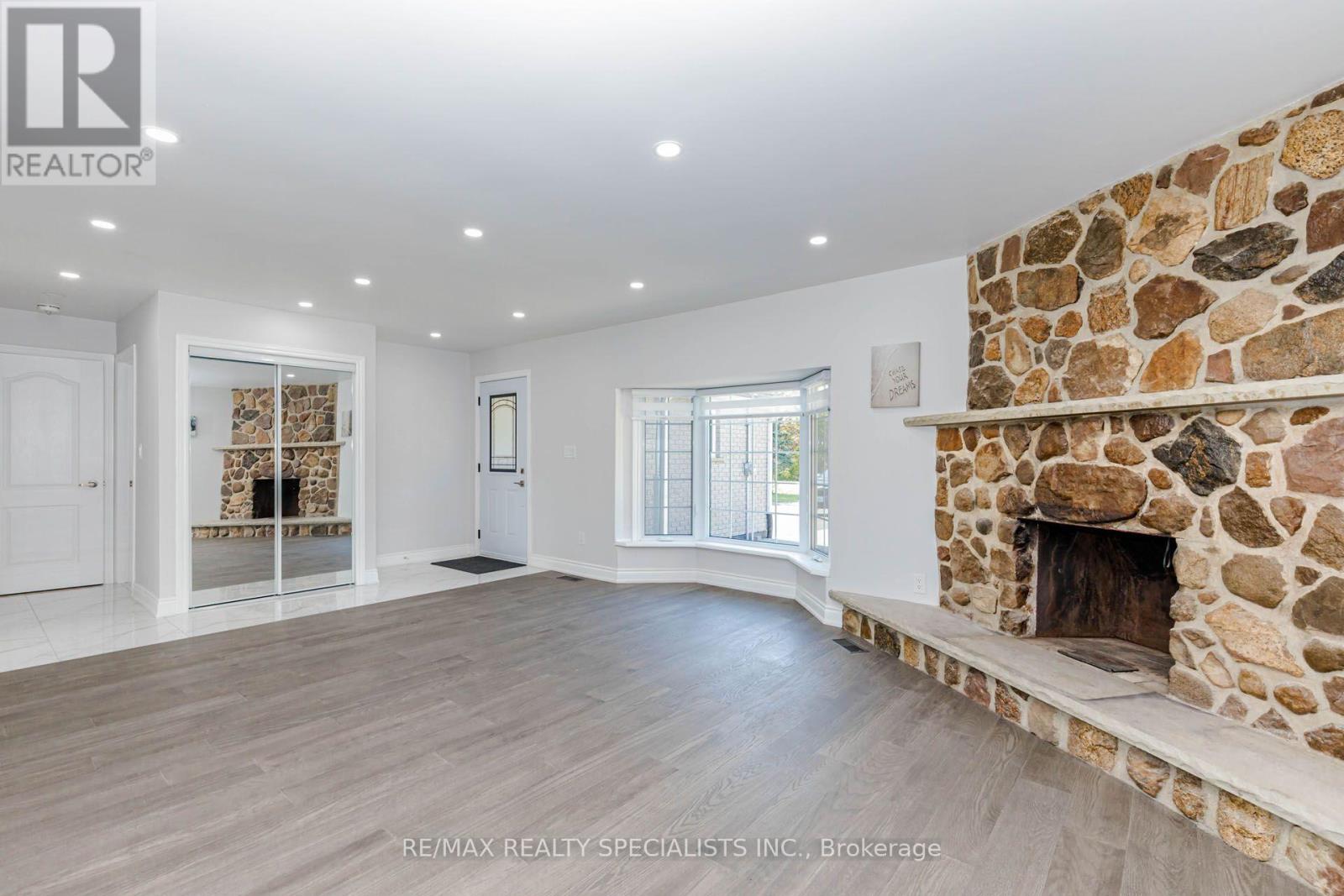 500 HOLLOWAY BAY ROAD - 10
