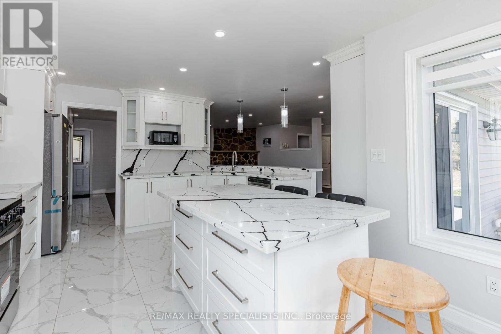 500 HOLLOWAY BAY ROAD - 27