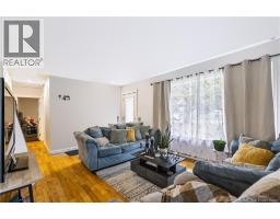 7 Manchester Court, photo 10