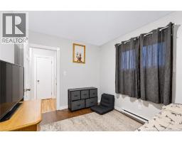 7 Manchester Court, photo 23