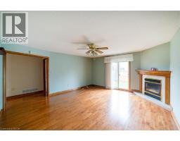 Eat in kitchen - 147 Locheed Drive Unit# Main, Hamilton, ON L8T4Z7 Photo 6