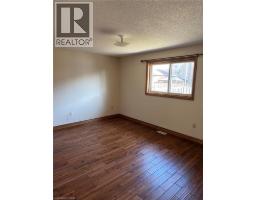 Living room - 147 Locheed Drive Unit# Main, Hamilton, ON L8T4Z7 Photo 7