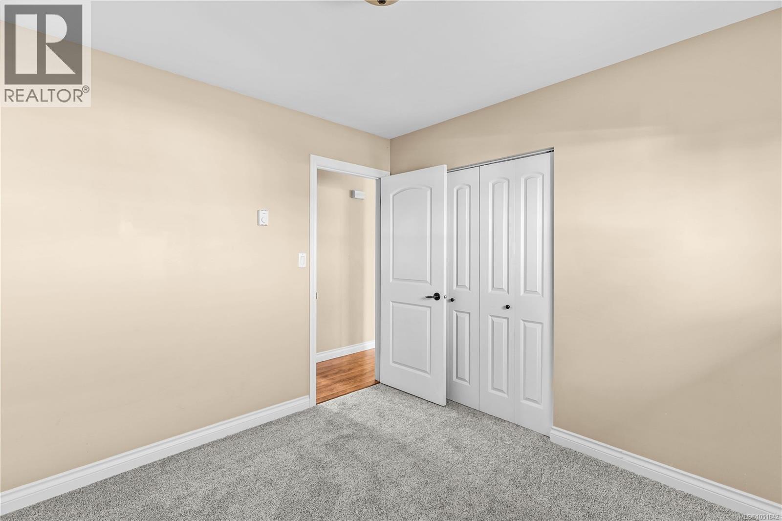 766 Nancy Greene Dr - Image 36