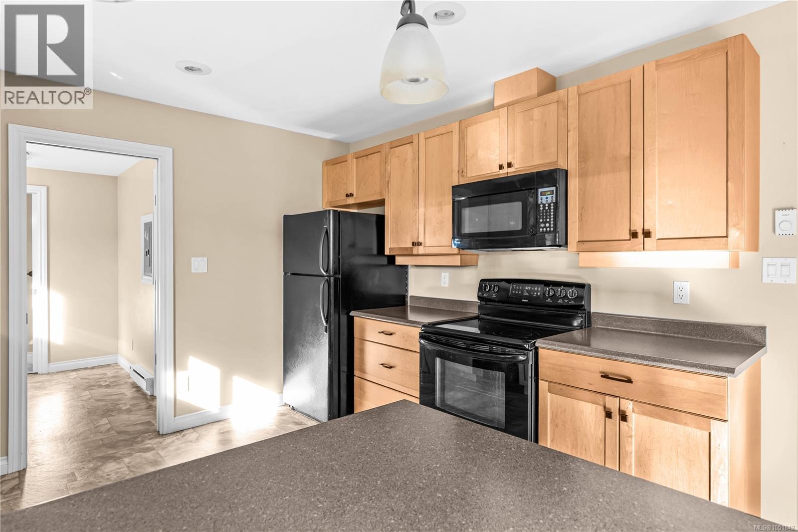 766 Nancy Greene Dr - Image 27