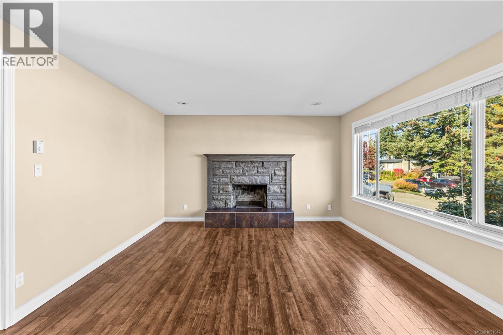 766 Nancy Greene Dr - 20