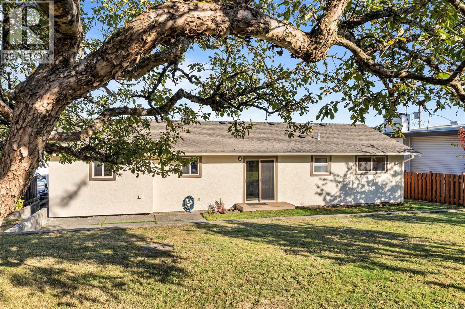 766 Nancy Greene Dr - 47