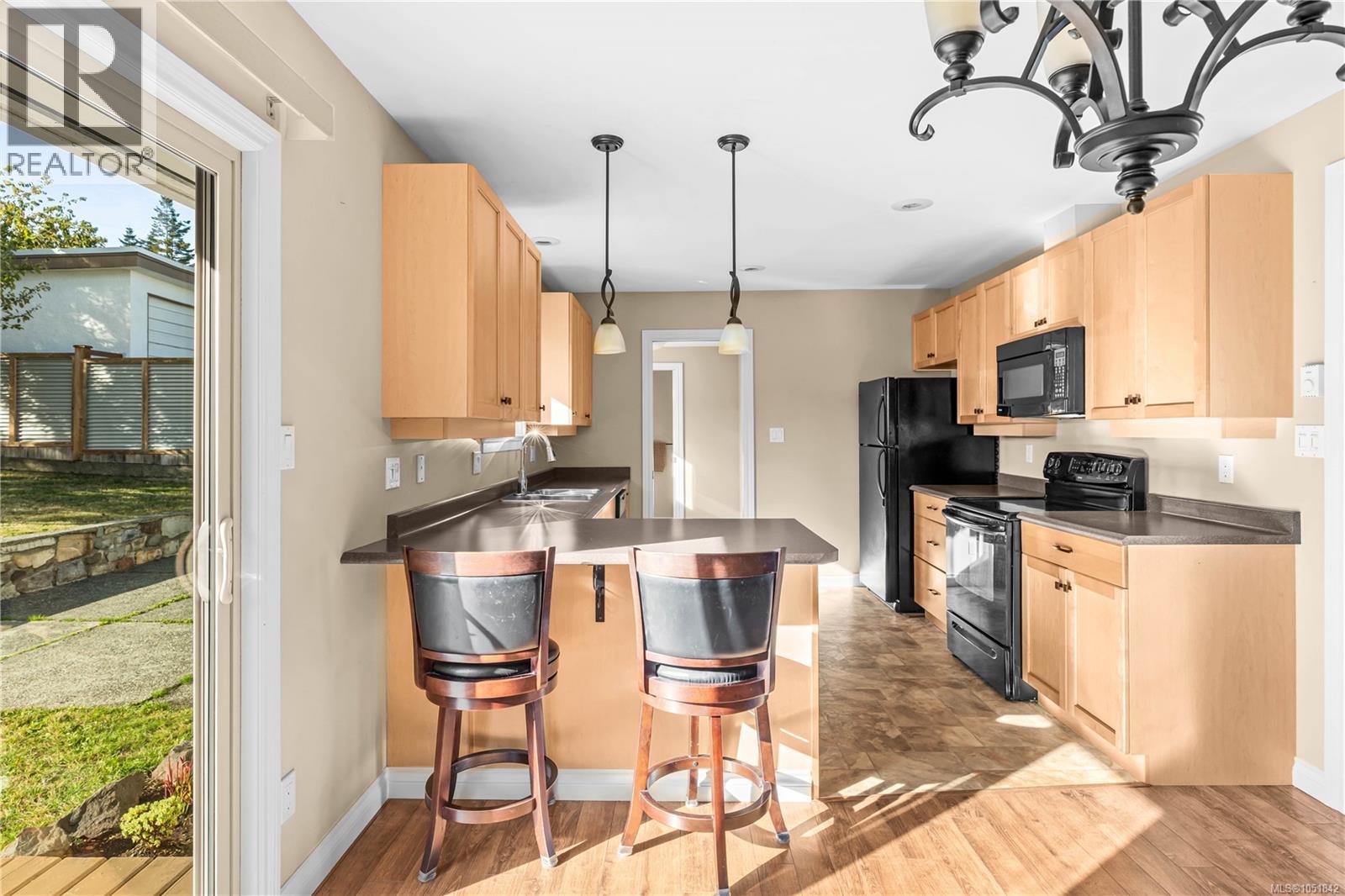 766 Nancy Greene Dr - Image 26