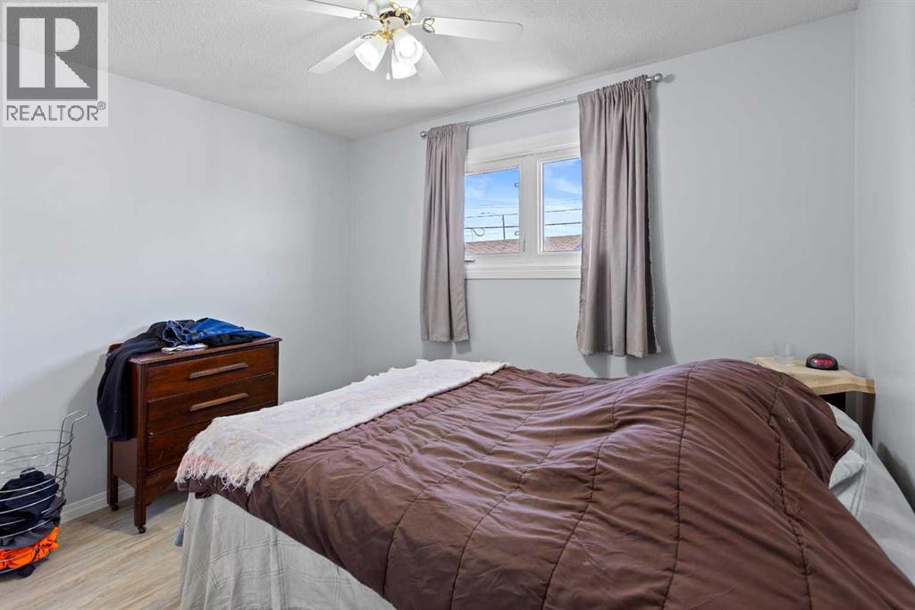 4504 67 Street - 8