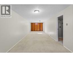 4504 67 Street, Camrose, AB T4V2P9 Photo 14