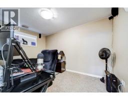 202 Silkstone Road W - photo 16