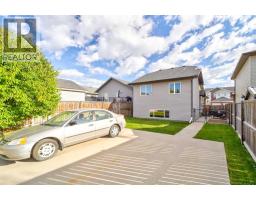 202 Silkstone Road W - photo 22