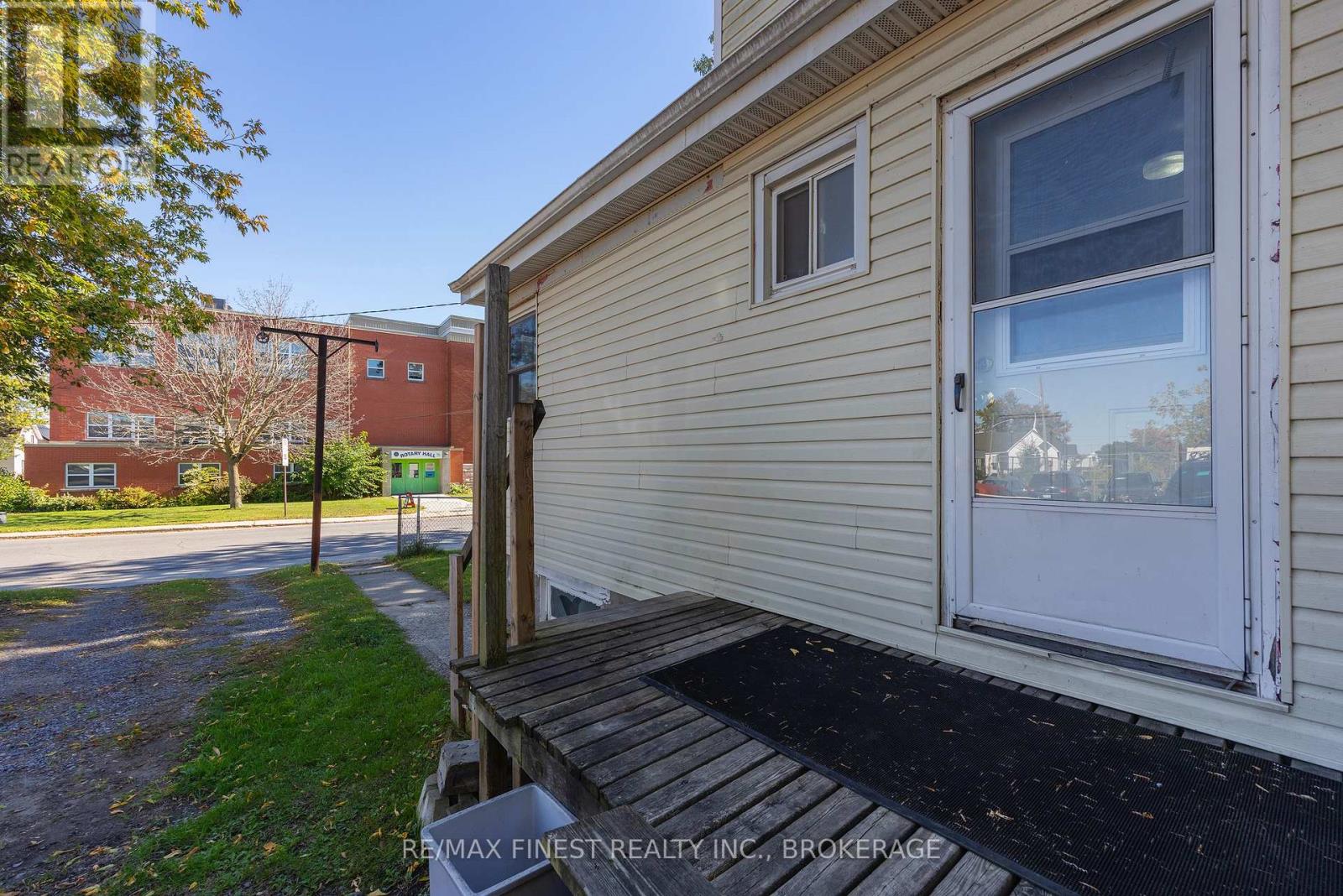 3 John Street — photo 34