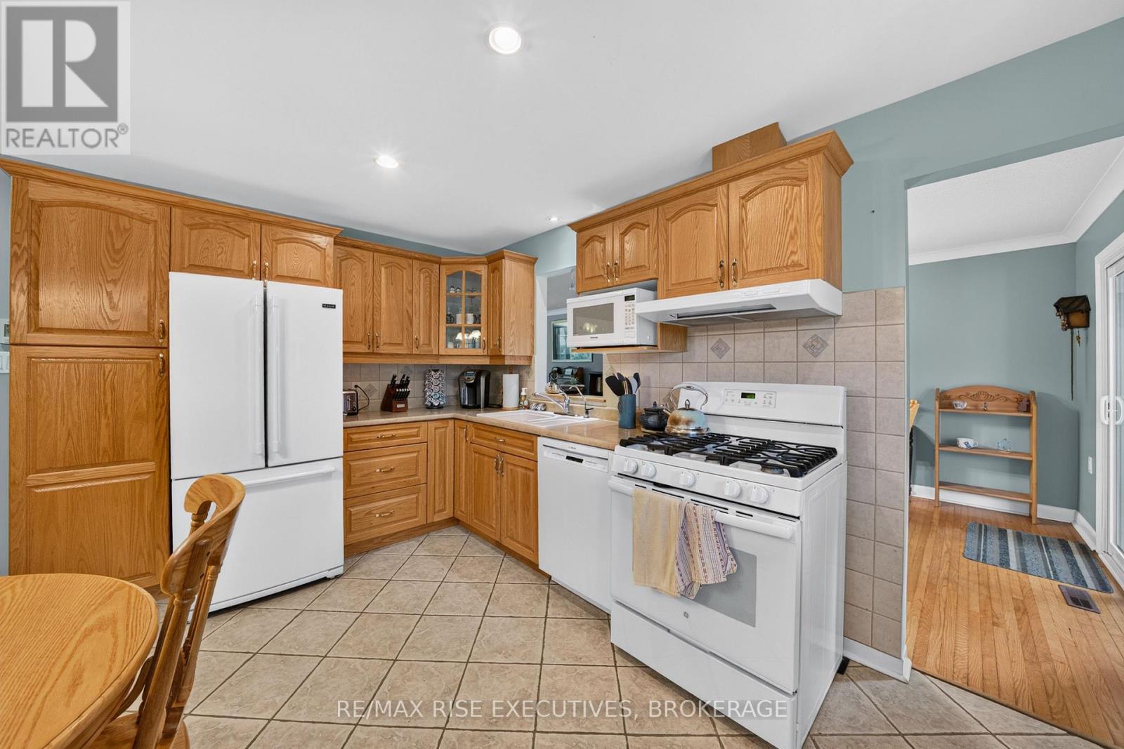 2345 LEEMAN ROAD - Image 12