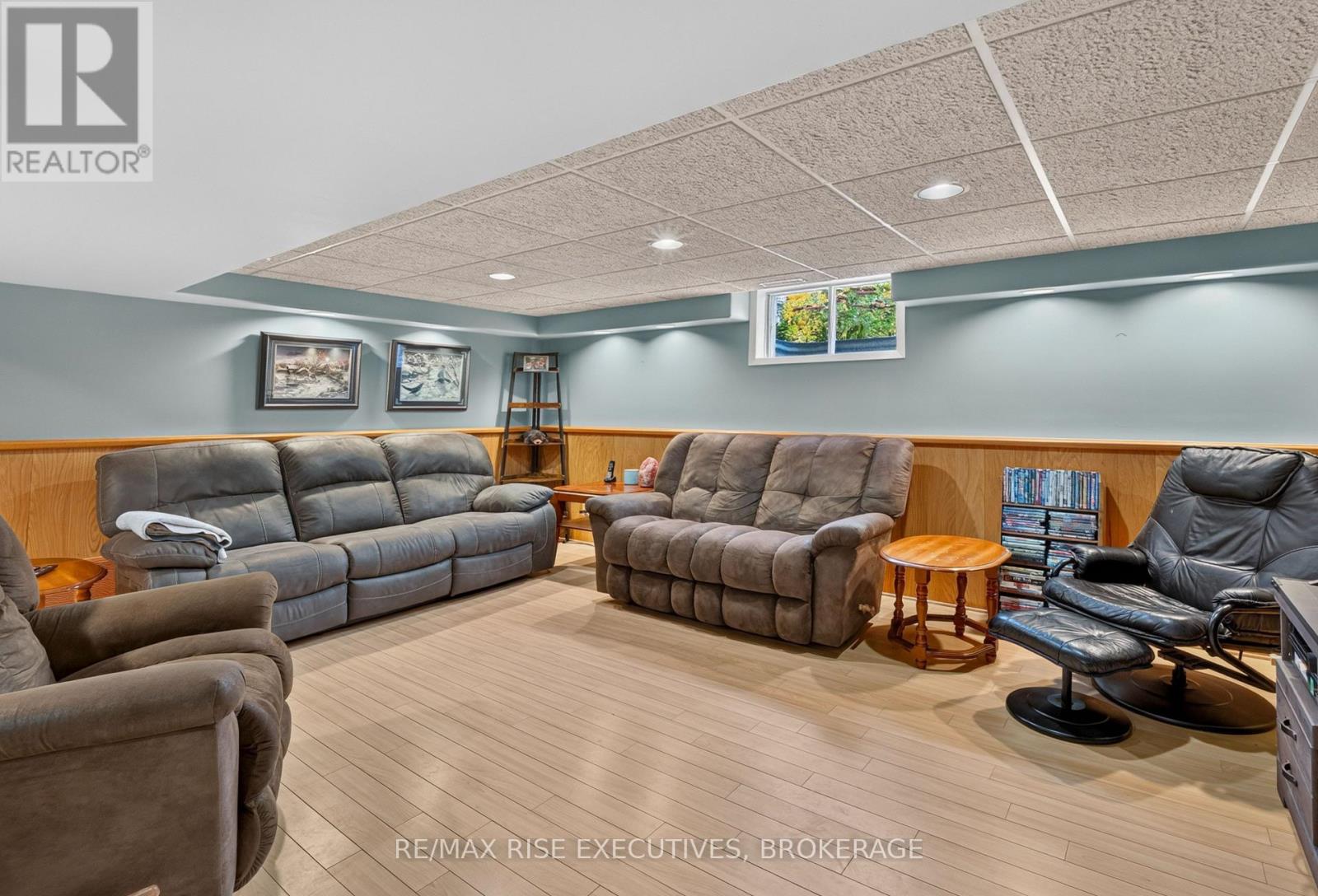 2345 LEEMAN ROAD - Image 29