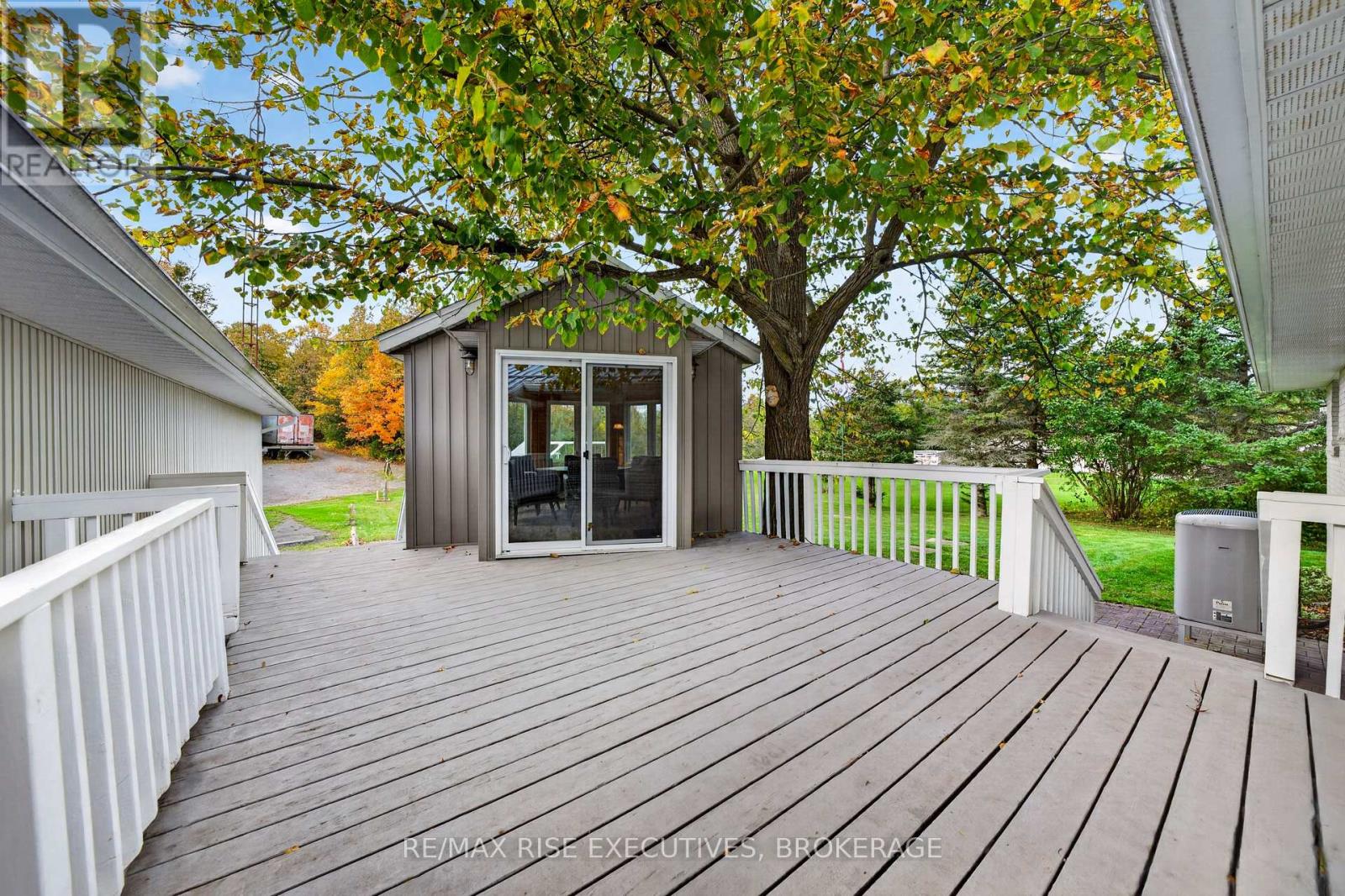2345 LEEMAN ROAD - Image 30