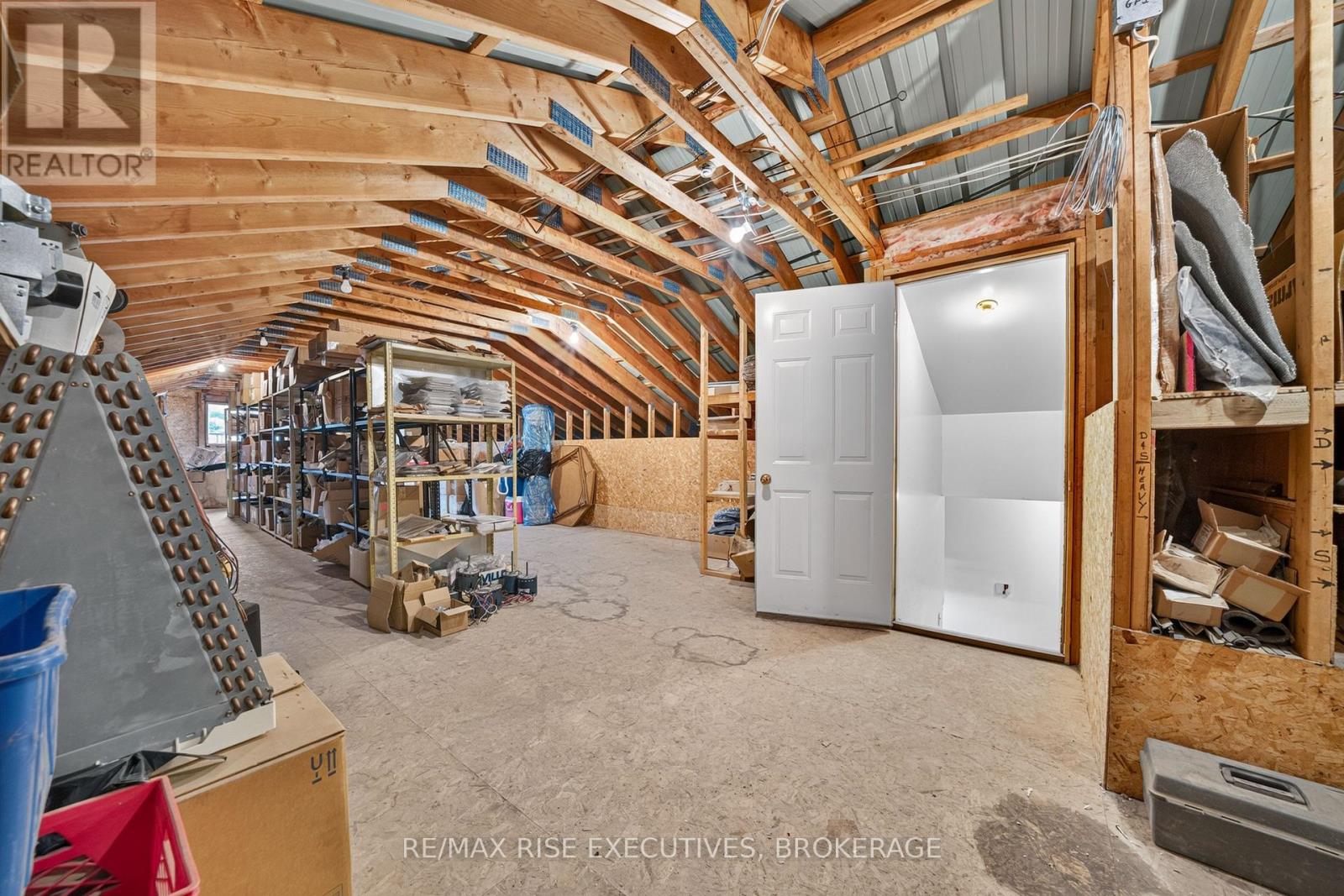 2345 LEEMAN ROAD - Image 36