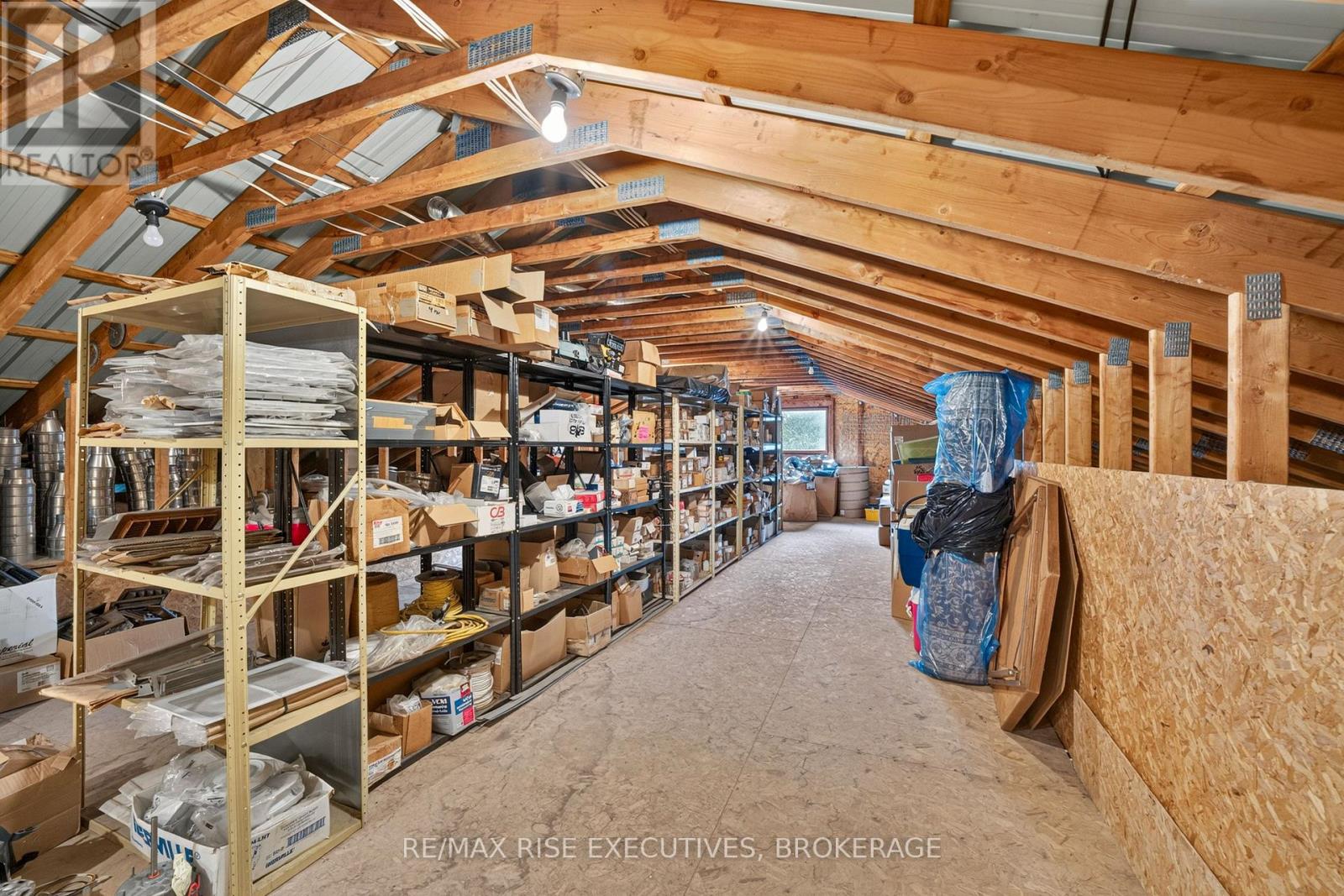 2345 LEEMAN ROAD - Image 37