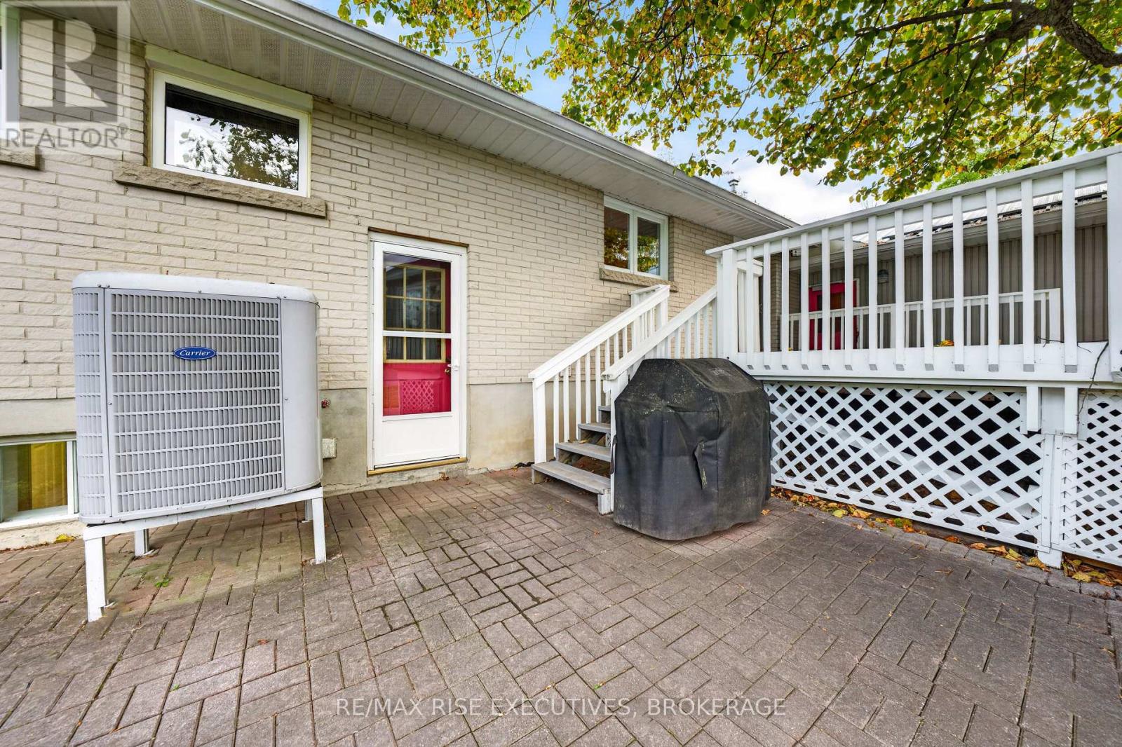 2345 LEEMAN ROAD - Image 39