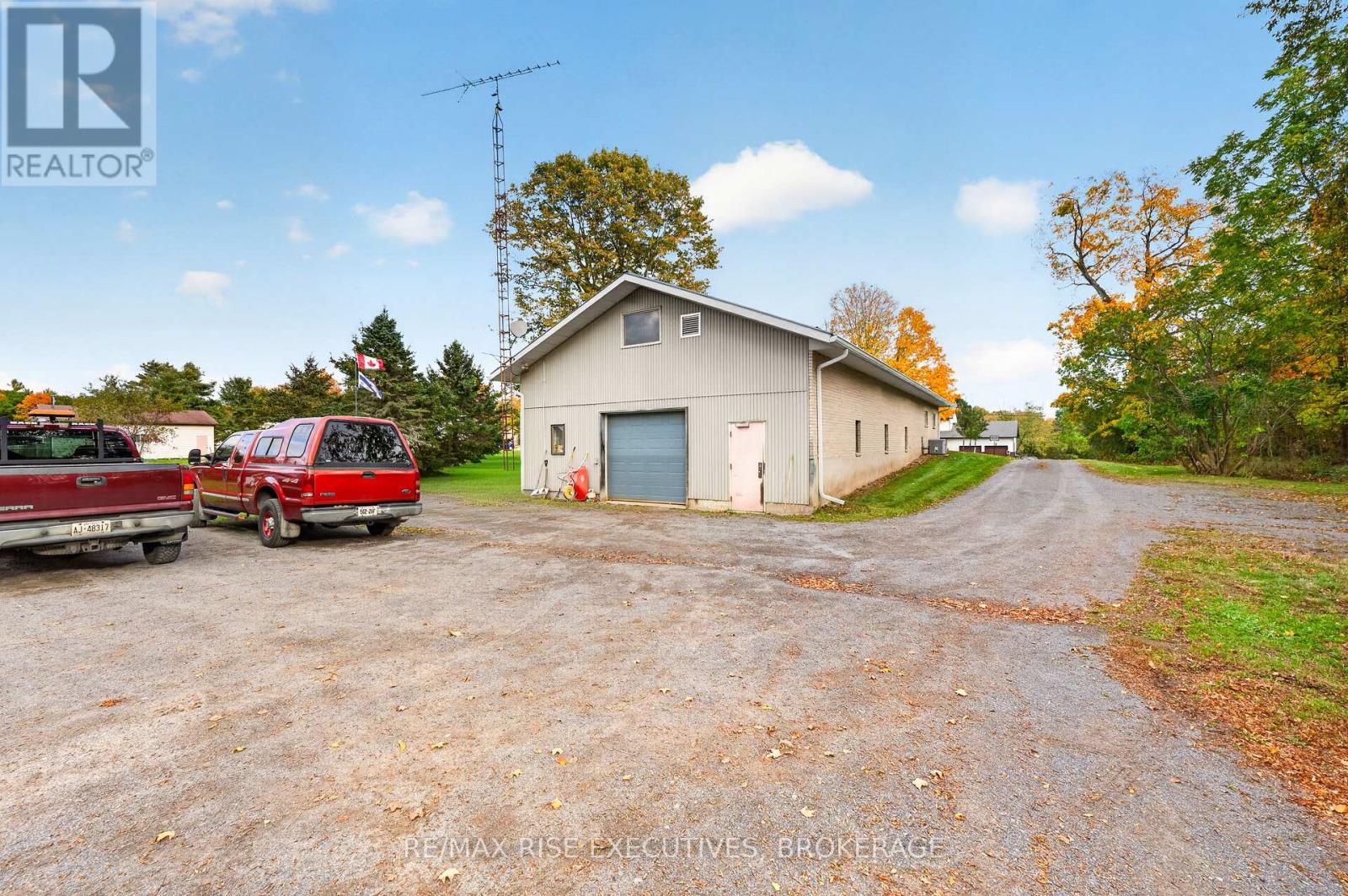 2345 LEEMAN ROAD - Image 43