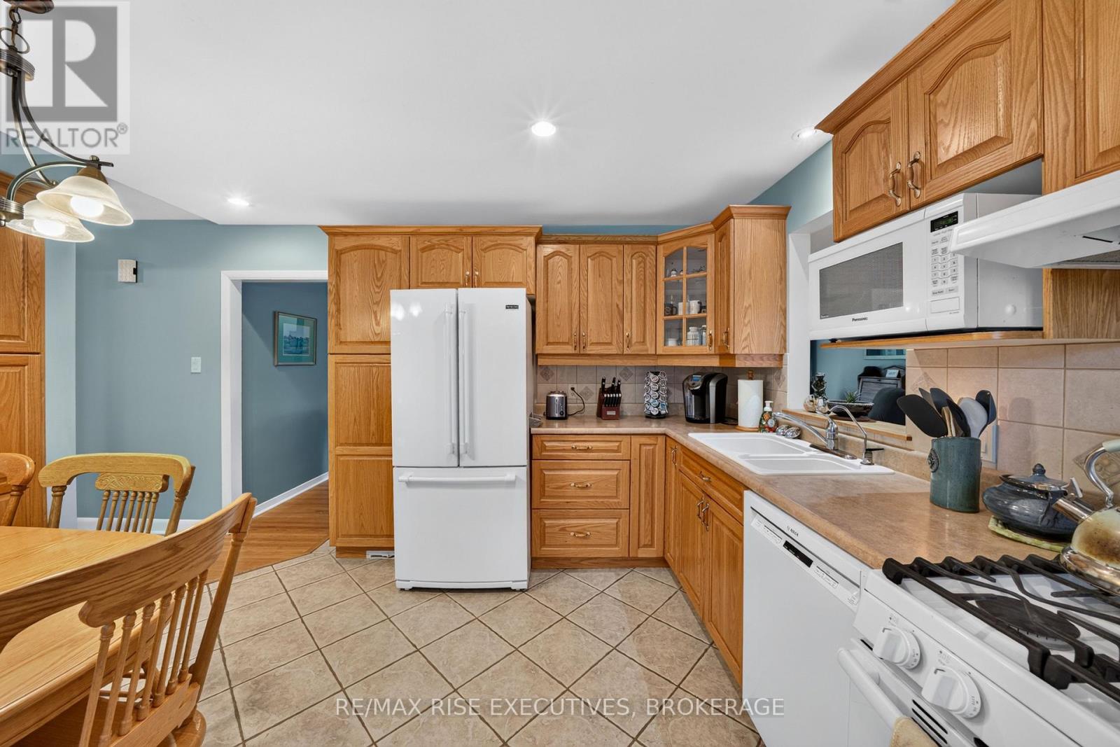 2345 LEEMAN ROAD - Image 9
