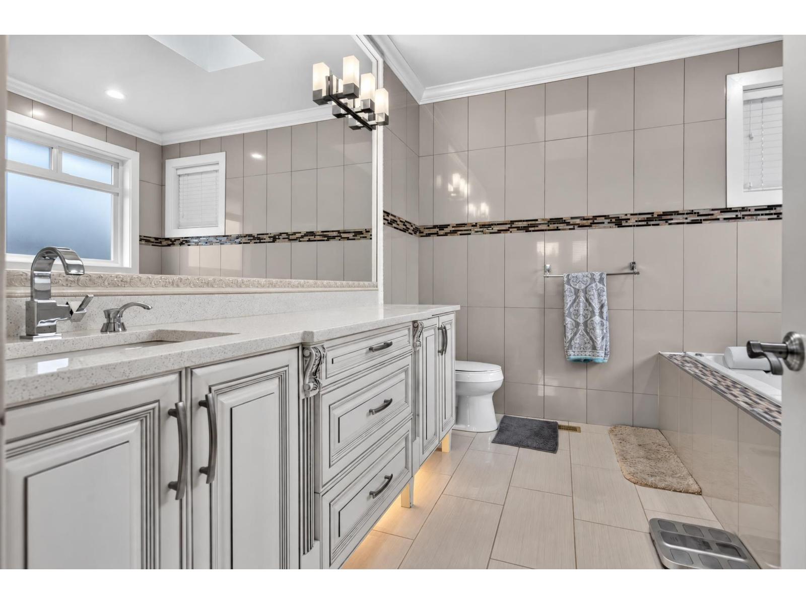 Photo of 33175 HOLMAN PLACE 28