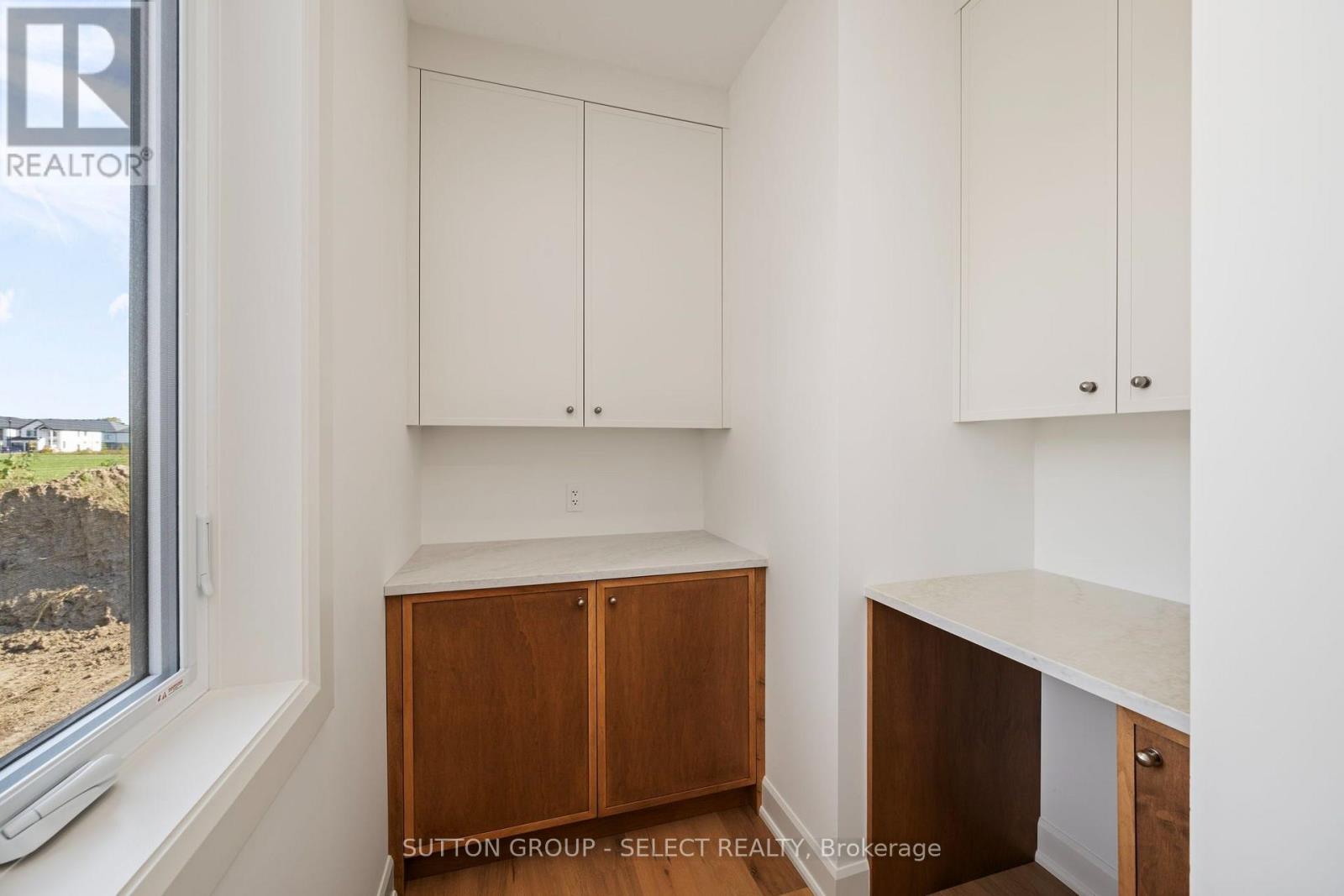 4401 GREEN BEND - 13