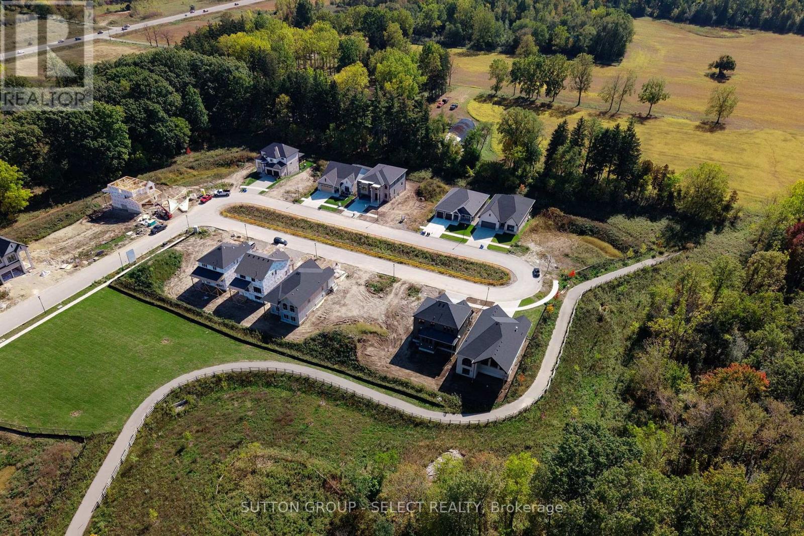 4401 GREEN BEND - 28