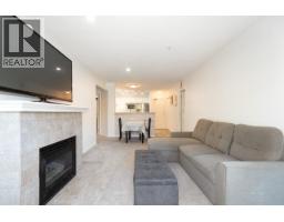 104 3625 Windcrest Drive, North Vancouver, BC V7G2S6 Photo 6