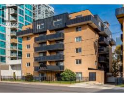 102, 128 15 Avenue SW - photo 1