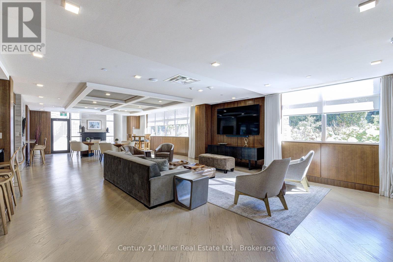 #263 1575 LAKESHORE ROAD W - 26